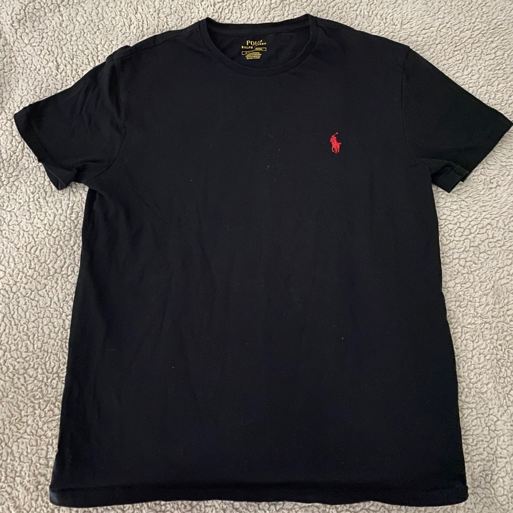 Polo all black tee shirt